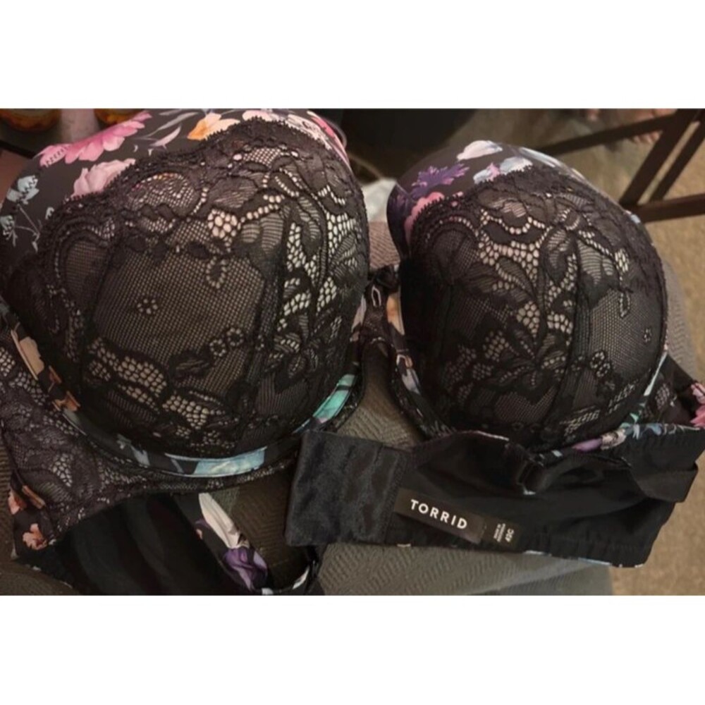 42C Torrid Bra
